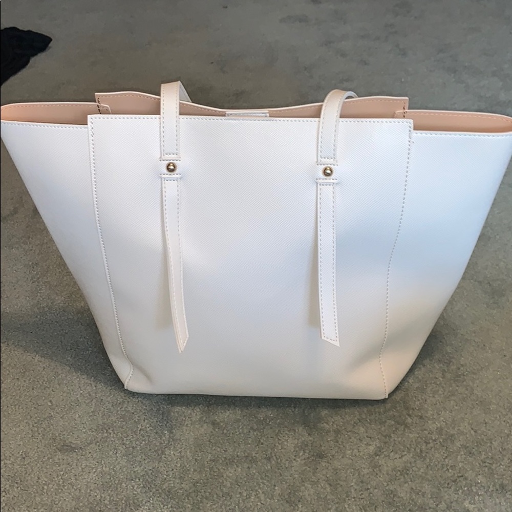 Beige tote - Picture 2 of 4